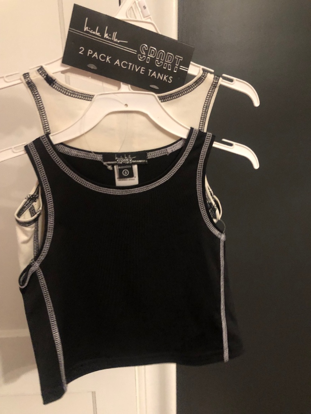 2 pack sport tanks Girls Size 5